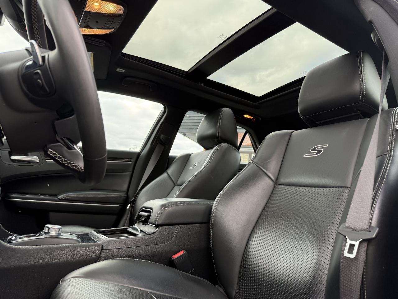 2023 Chrysler 300 300 S * AWD * OneOwner * Chrylser Warranty Photo