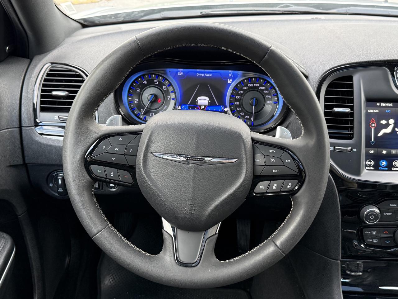 2023 Chrysler 300 300 S * AWD * OneOwner * Chrylser Warranty Photo