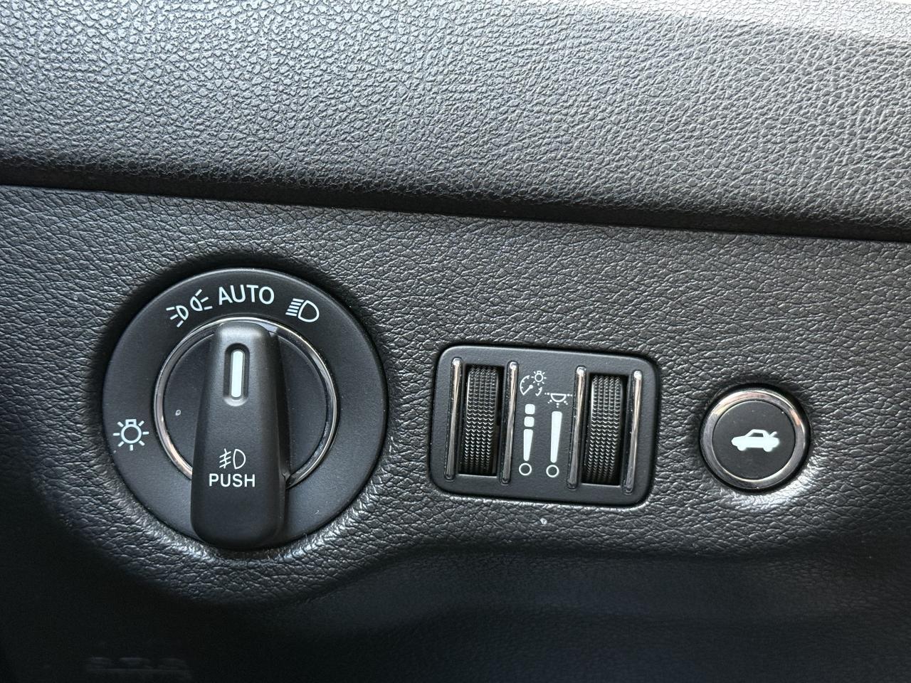 2023 Chrysler 300 300 S * AWD * OneOwner * Chrylser Warranty Photo