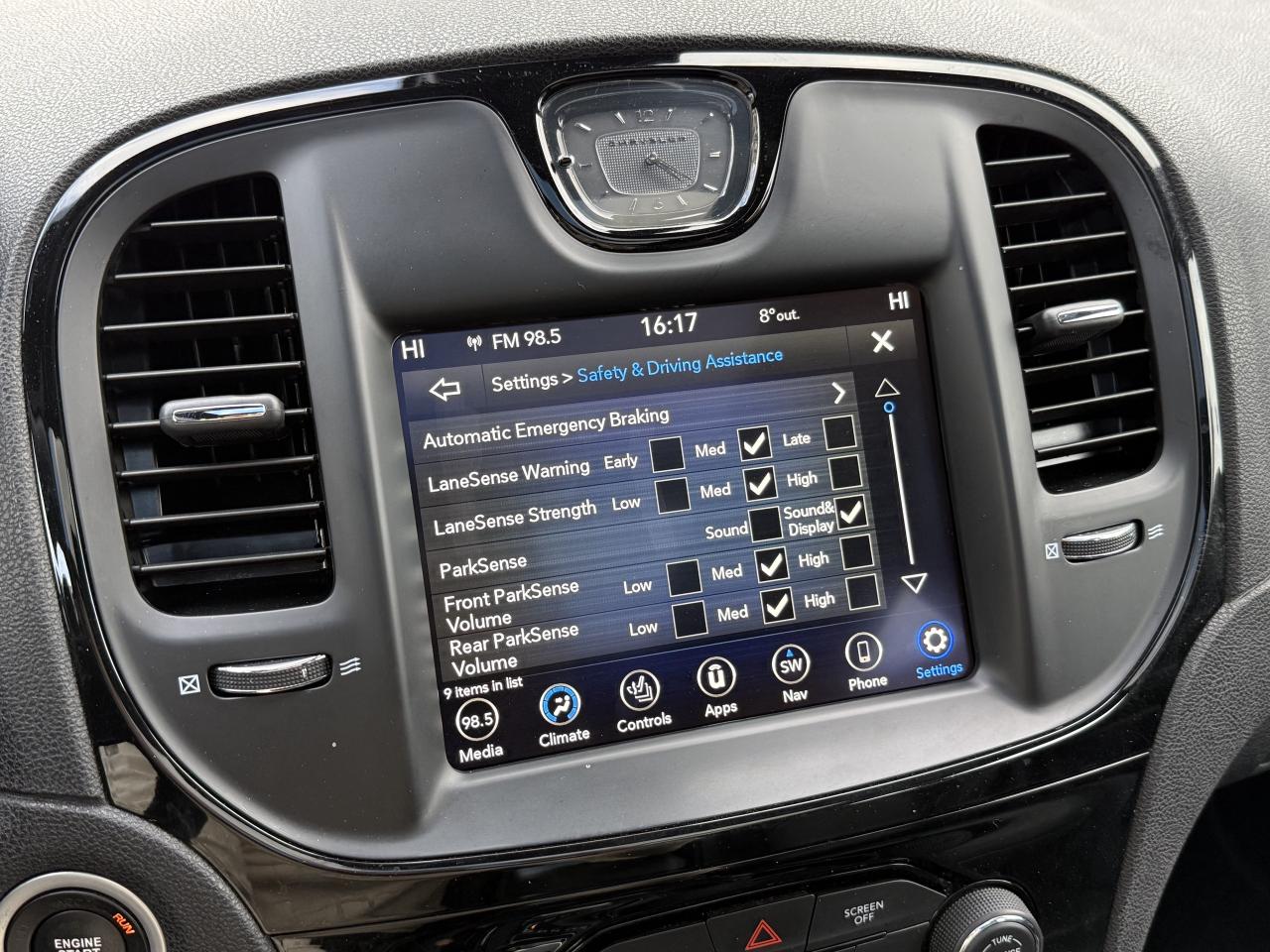 2023 Chrysler 300 300 S * AWD * OneOwner * Chrylser Warranty Photo