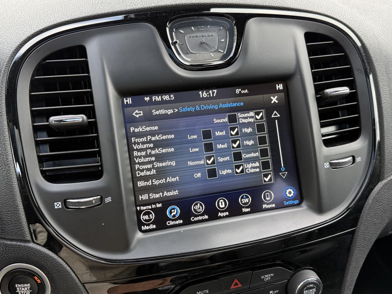 2023 Chrysler 300 OneOwner l 300 S l AWD l Chrylser Mopar Warranty Photo