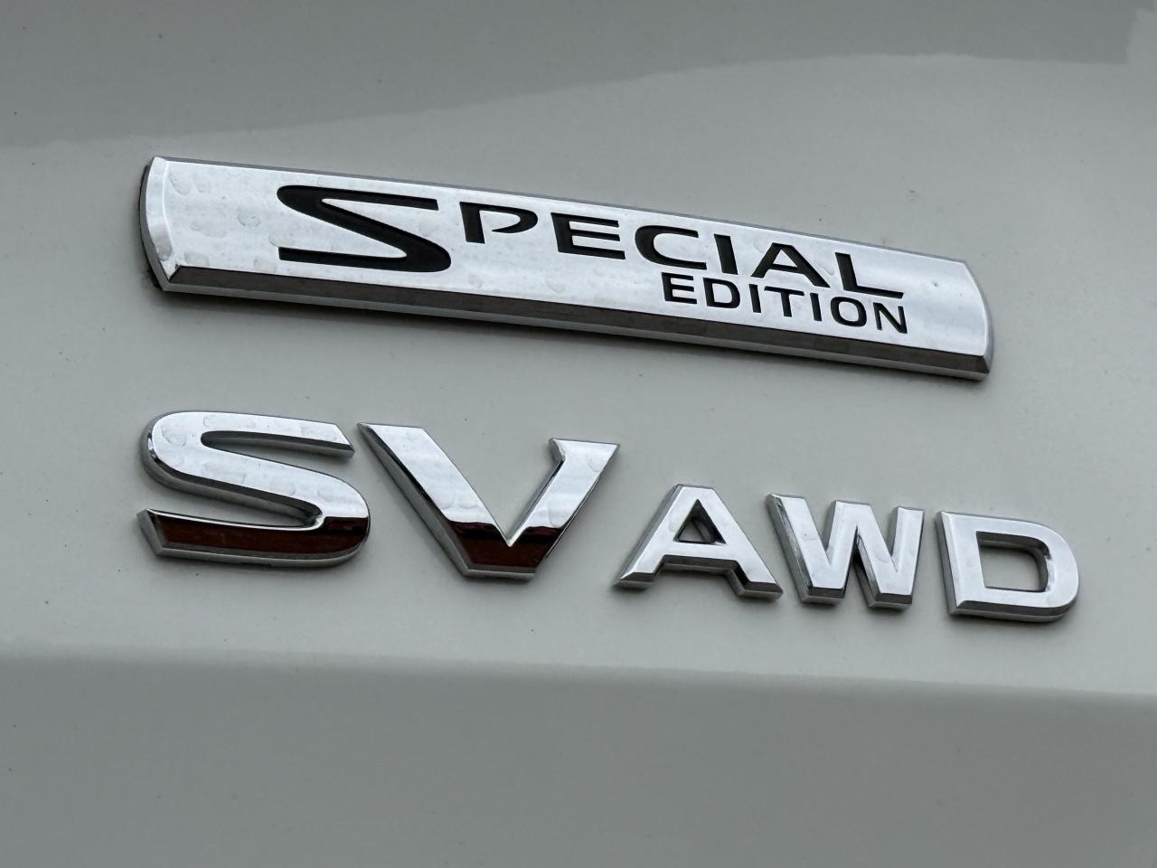 2016 Nissan Rogue AWD * SV * 7 PASSANGER * 4CYL * 2.5L * RARE Photo