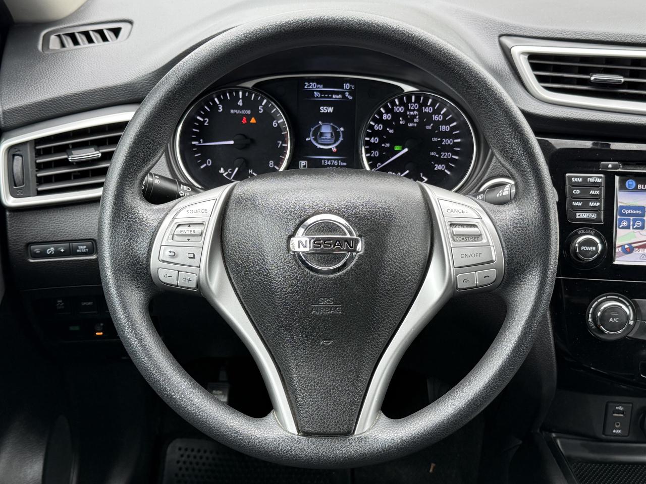 2016 Nissan Rogue AWD * SV * 7 PASSANGER * 4CYL * 2.5L * RARE Photo