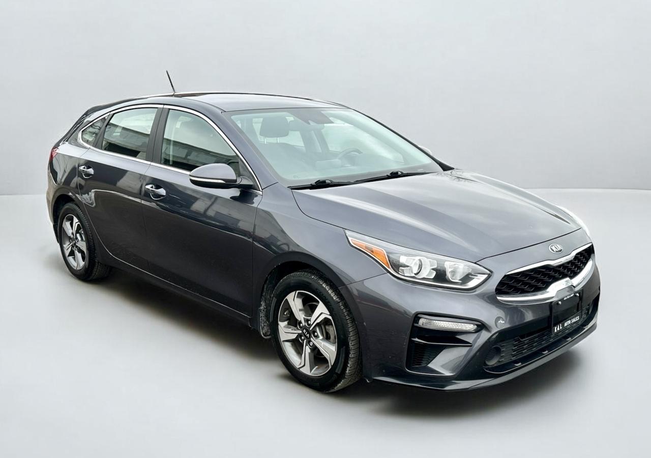 2020 Kia Forte5 EX ~ CarPlay ~ REAR CAM ~ SAFETY INCLUDED Photo