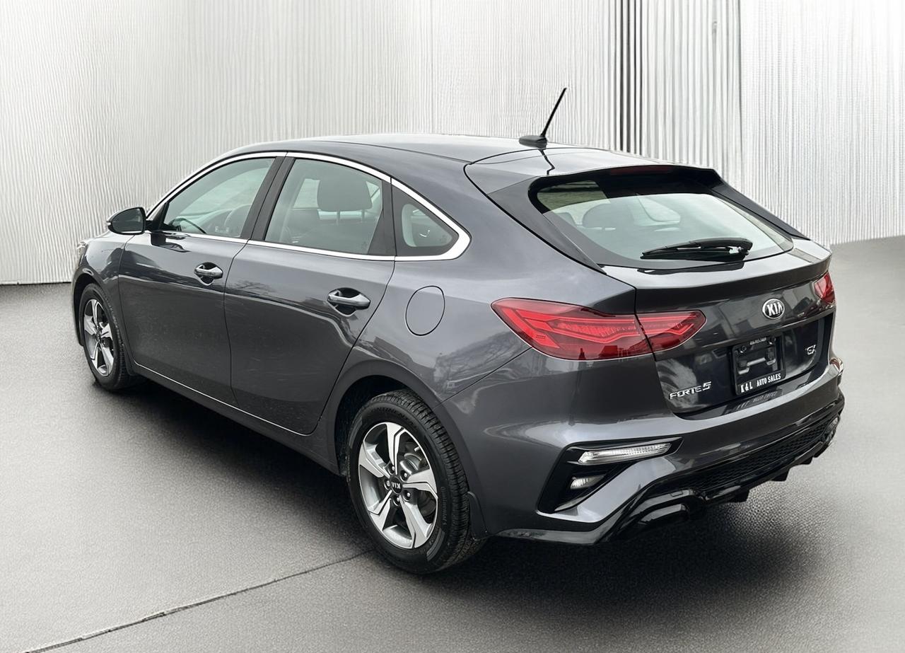 2020 Kia Forte5 EX ~ CarPlay ~ REAR CAM ~ SAFETY INCLUDED Photo