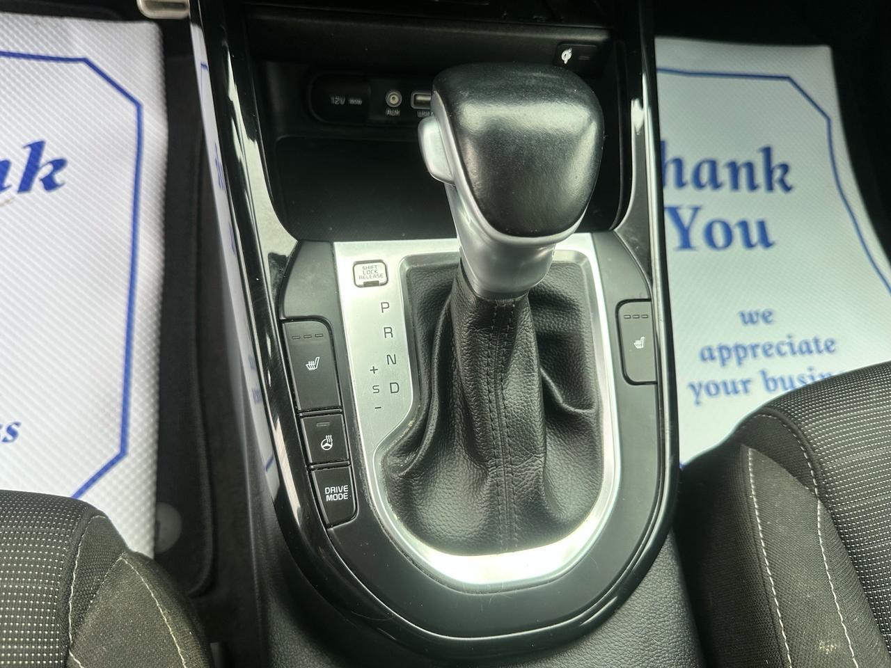 2020 Kia Forte5 EX ~ CarPlay ~ REAR CAM ~ SAFETY INCLUDED Photo