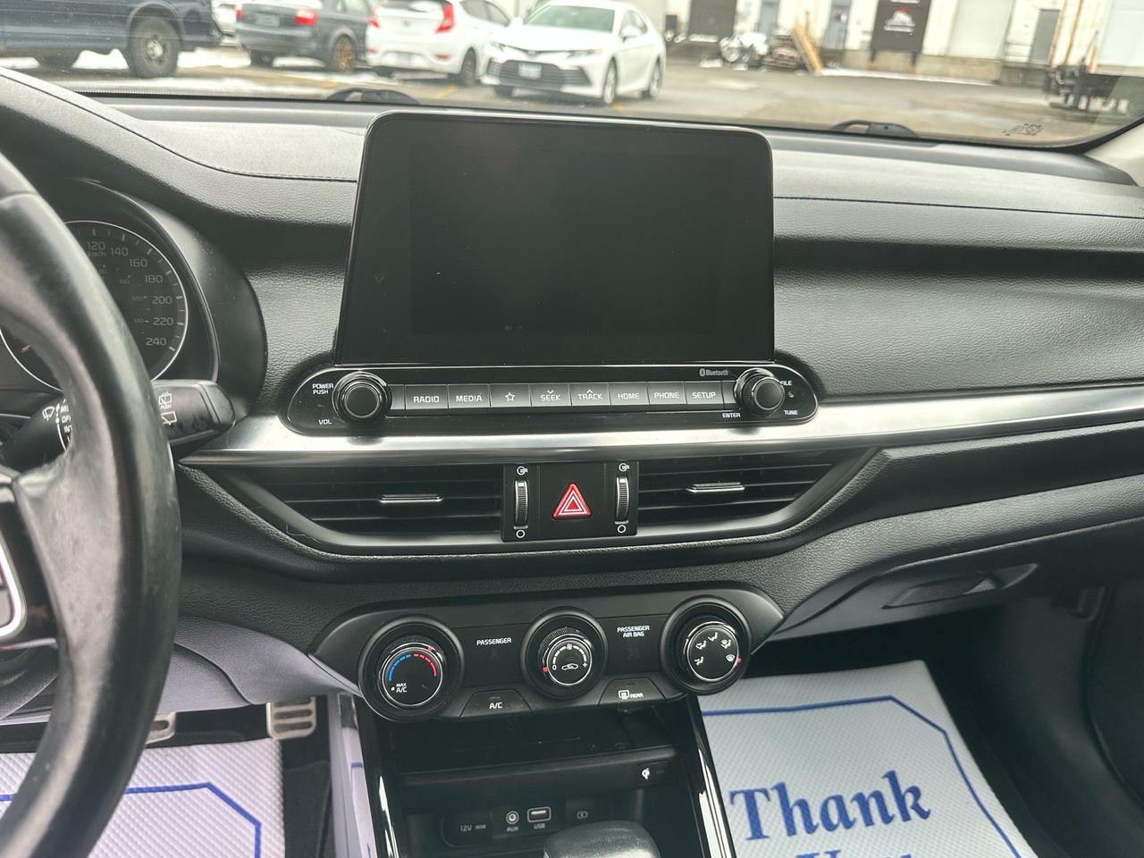2020 Kia Forte5 EX ~ CarPlay ~ REAR CAM ~ SAFETY INCLUDED Photo