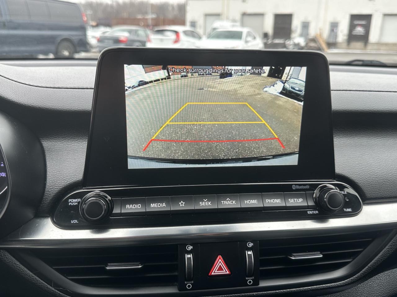 2020 Kia Forte5 EX ~ CarPlay ~ REAR CAM ~ SAFETY INCLUDED Photo