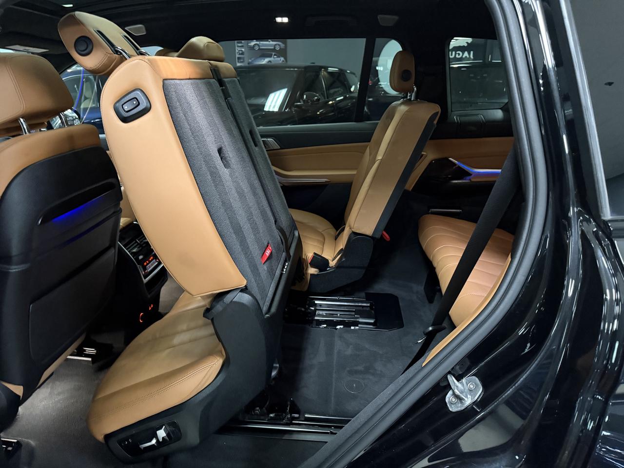 2019 BMW X7 xDrive40i Sports Activity Vehicle Photo