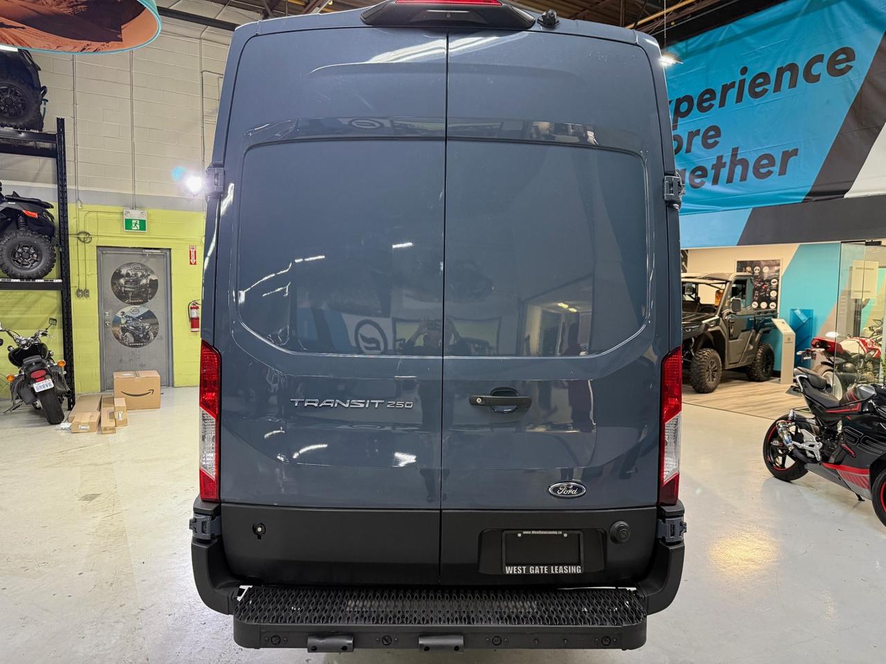 2021 Ford Transit Cargo Van T-250 148 EL   EXTRA LONG   CAMERA   HIGH ROOF   N Photo