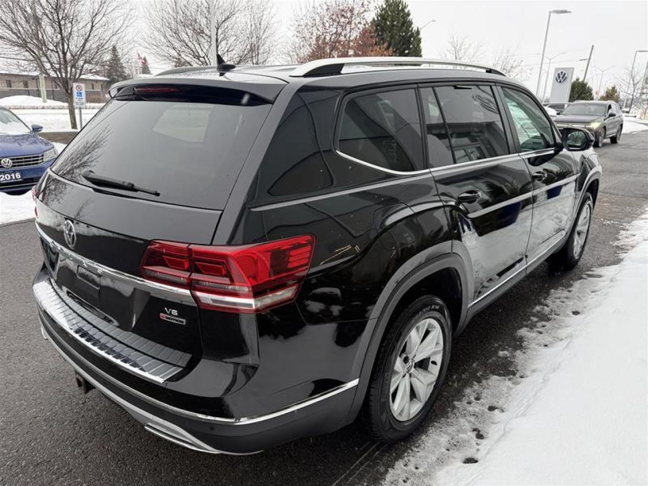 2018 Volkswagen Atlas Highline 3.6L 8sp at w/Tip 4MOTION Photo