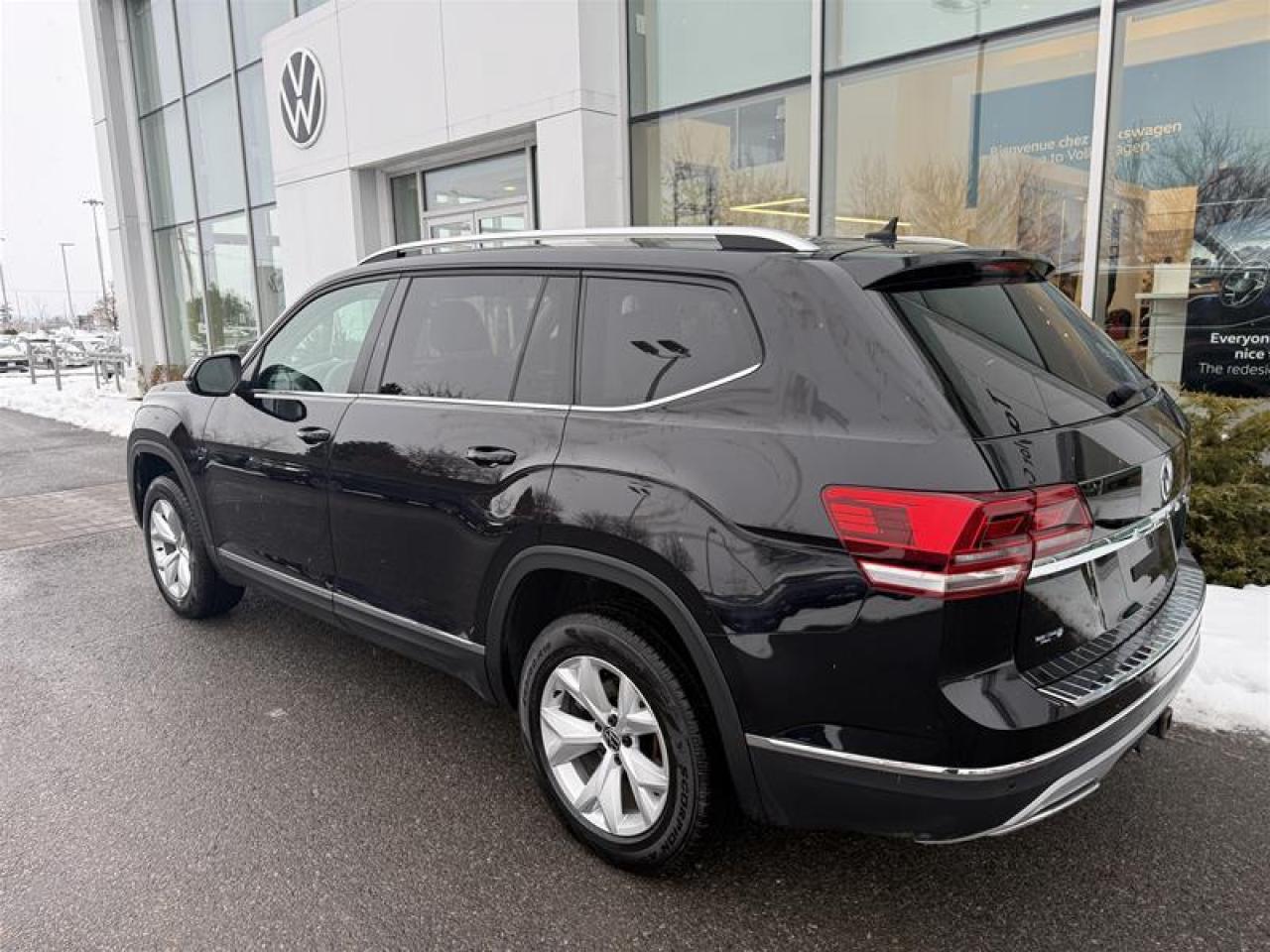 2018 Volkswagen Atlas Highline 3.6L 8sp at w/Tip 4MOTION Photo