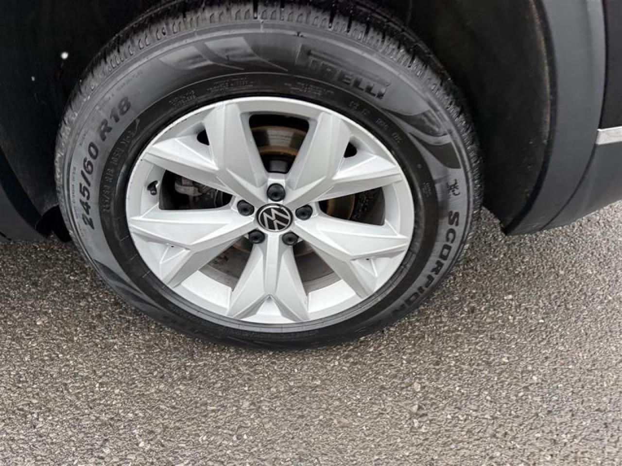 2018 Volkswagen Atlas Highline 3.6L 8sp at w/Tip 4MOTION Photo