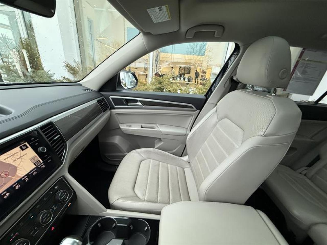 2018 Volkswagen Atlas Highline 3.6L 8sp at w/Tip 4MOTION Photo