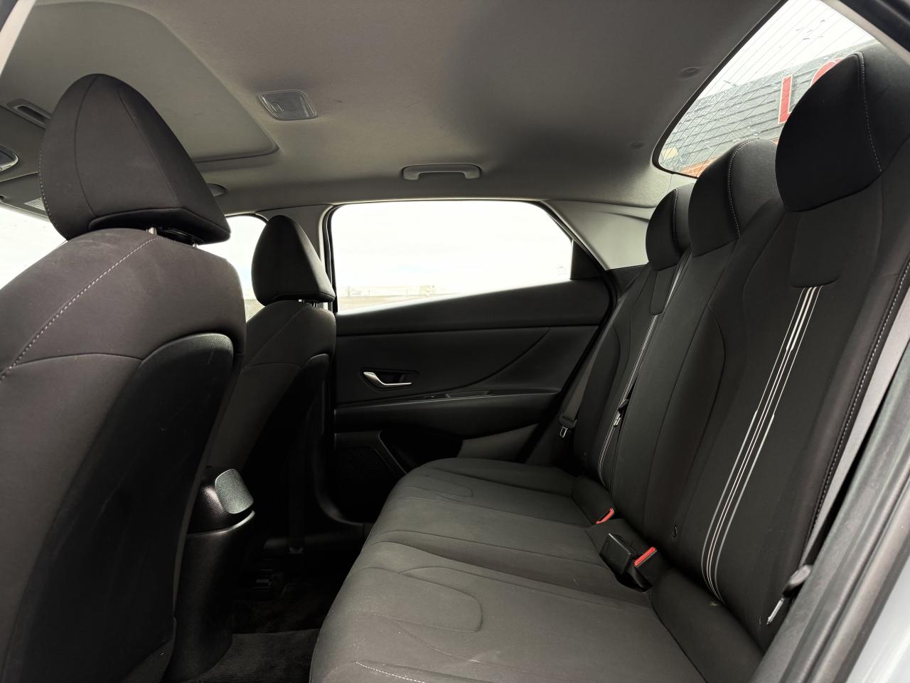 2022 Hyundai Elantra Preferred I IVT w-Sun & Tech Package I 2.0 I 4CYL Photo