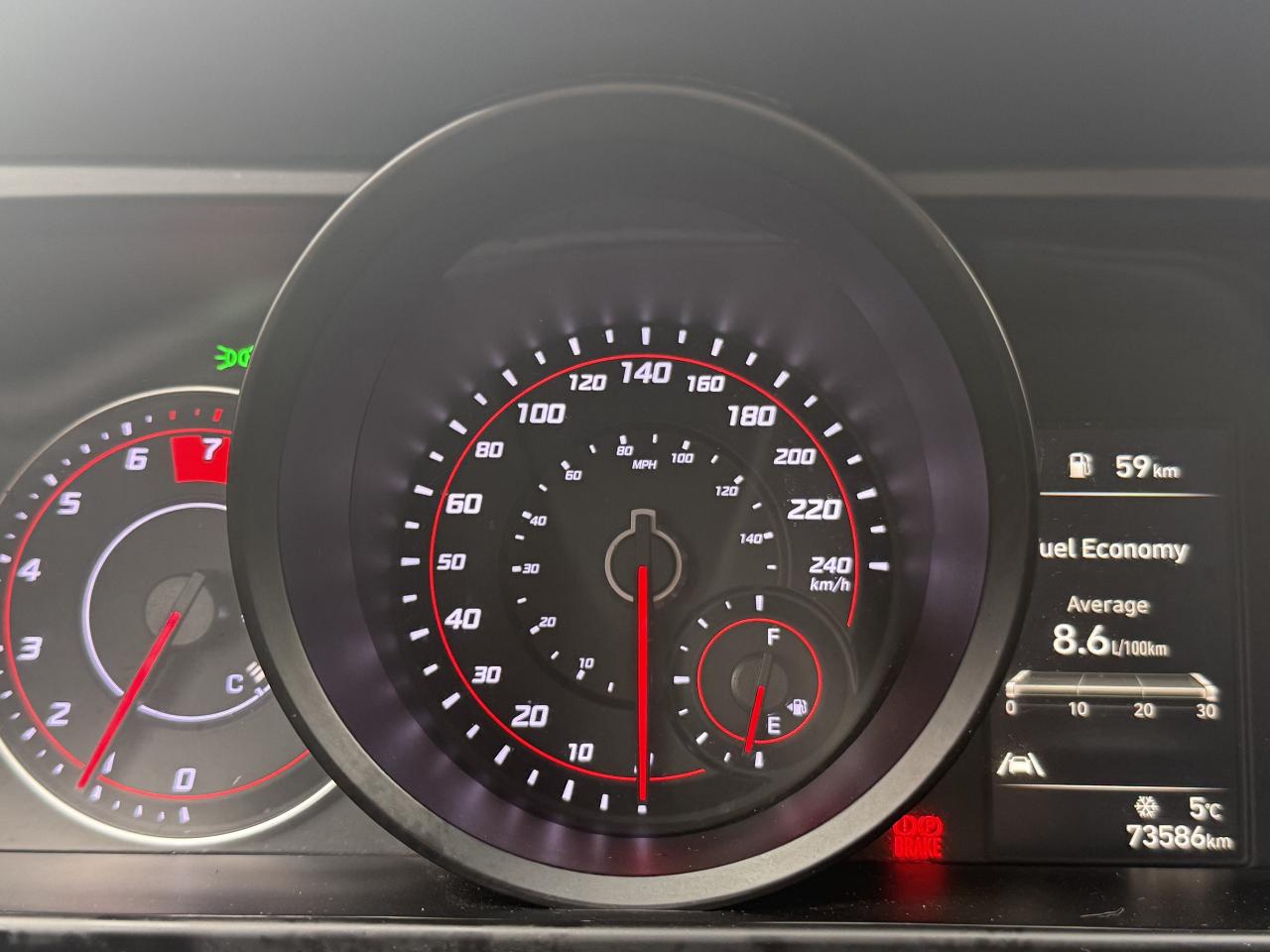 2022 Hyundai Elantra Preferred I IVT w-Sun & Tech Package I 2.0 I 4CYL Photo