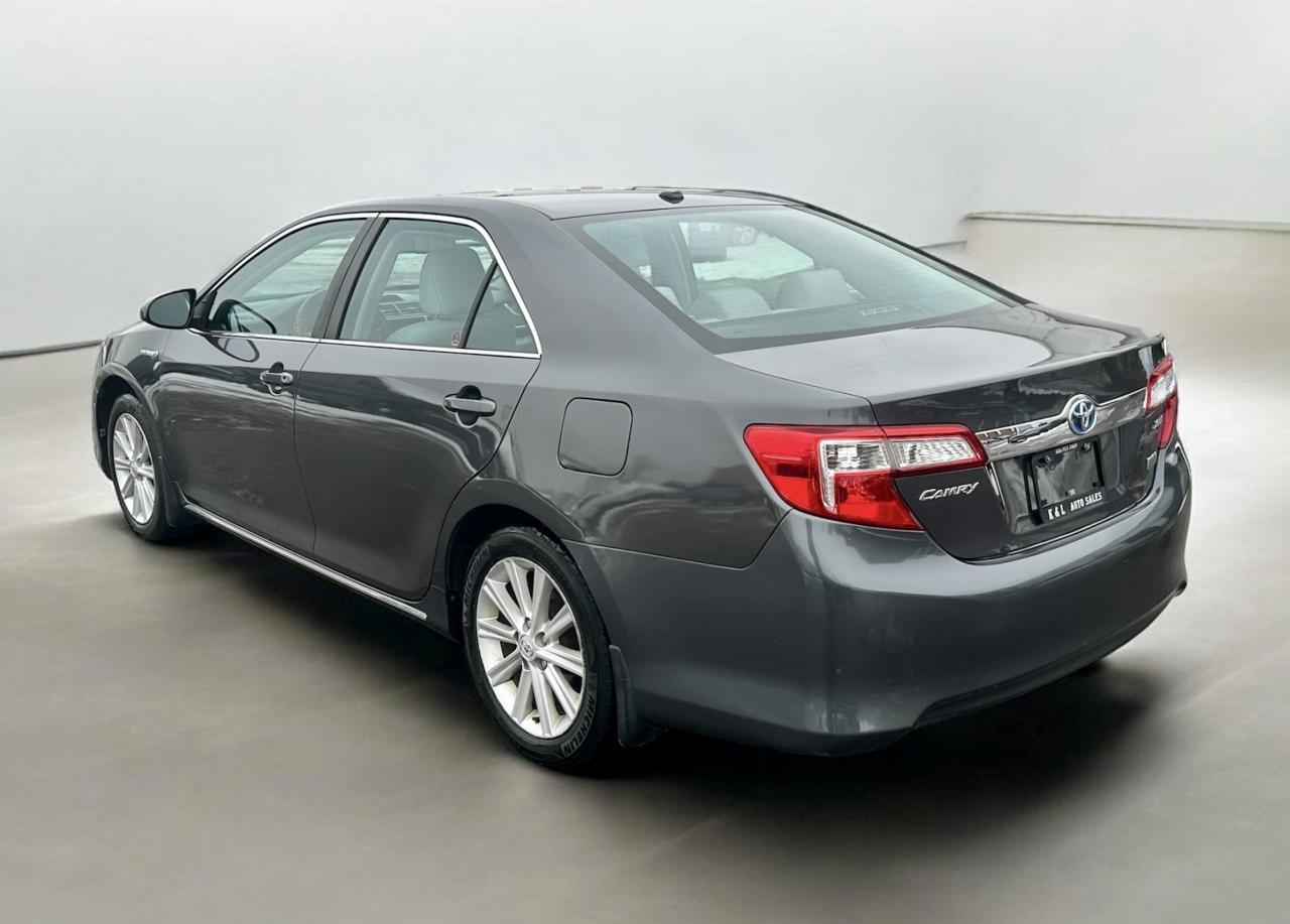 2014 Toyota Camry Hybrid XLE ~ HYBRID ~ NAV ~ REAR CAM ~ CERTIFIED Photo3