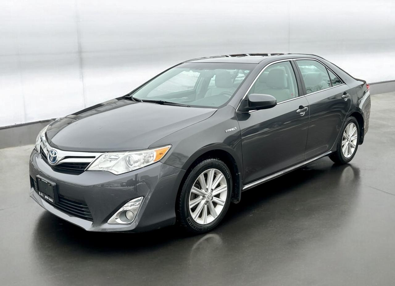 2014 Toyota Camry Hybrid XLE ~ HYBRID ~ NAV ~ REAR CAM ~ CERTIFIED Photo