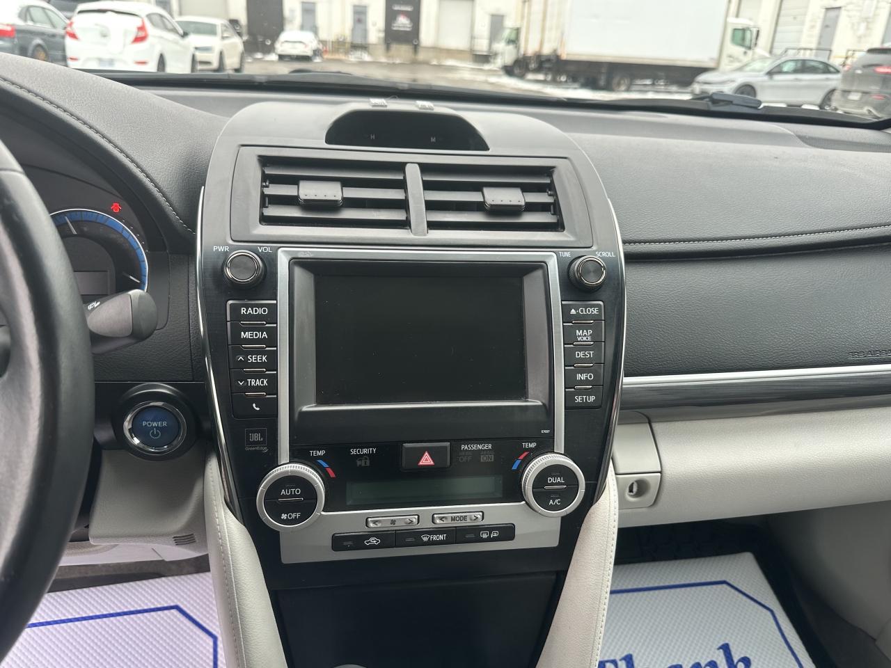 2014 Toyota Camry Hybrid XLE ~ HYBRID ~ NAV ~ REAR CAM ~ CERTIFIED Photo