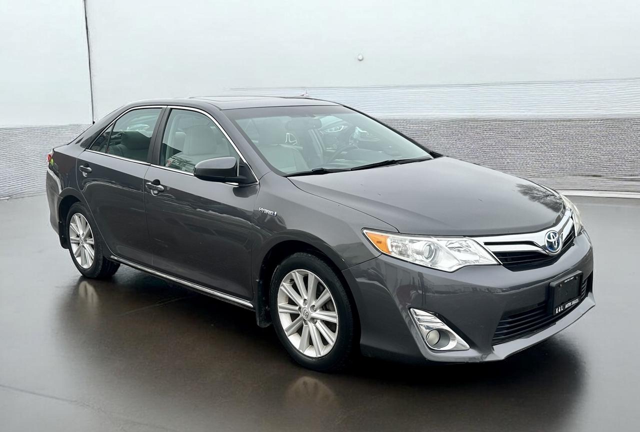 2014 Toyota Camry Hybrid XLE ~ HYBRID ~ NAV ~ REAR CAM ~ CERTIFIED Photo