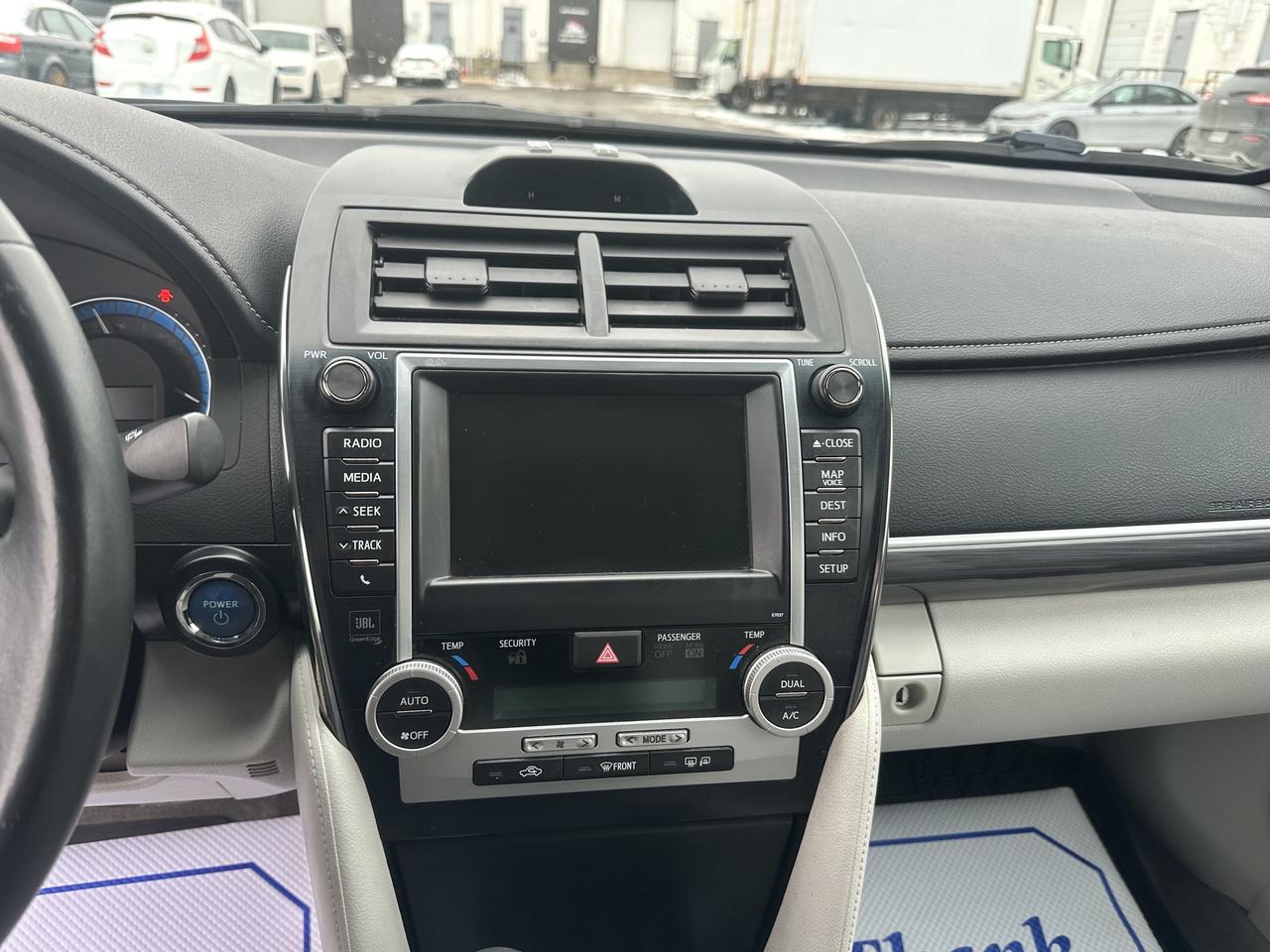 2014 Toyota Camry Hybrid XLE ~ HYBRID ~ NAV ~ REAR CAM ~ CERTIFIED Photo