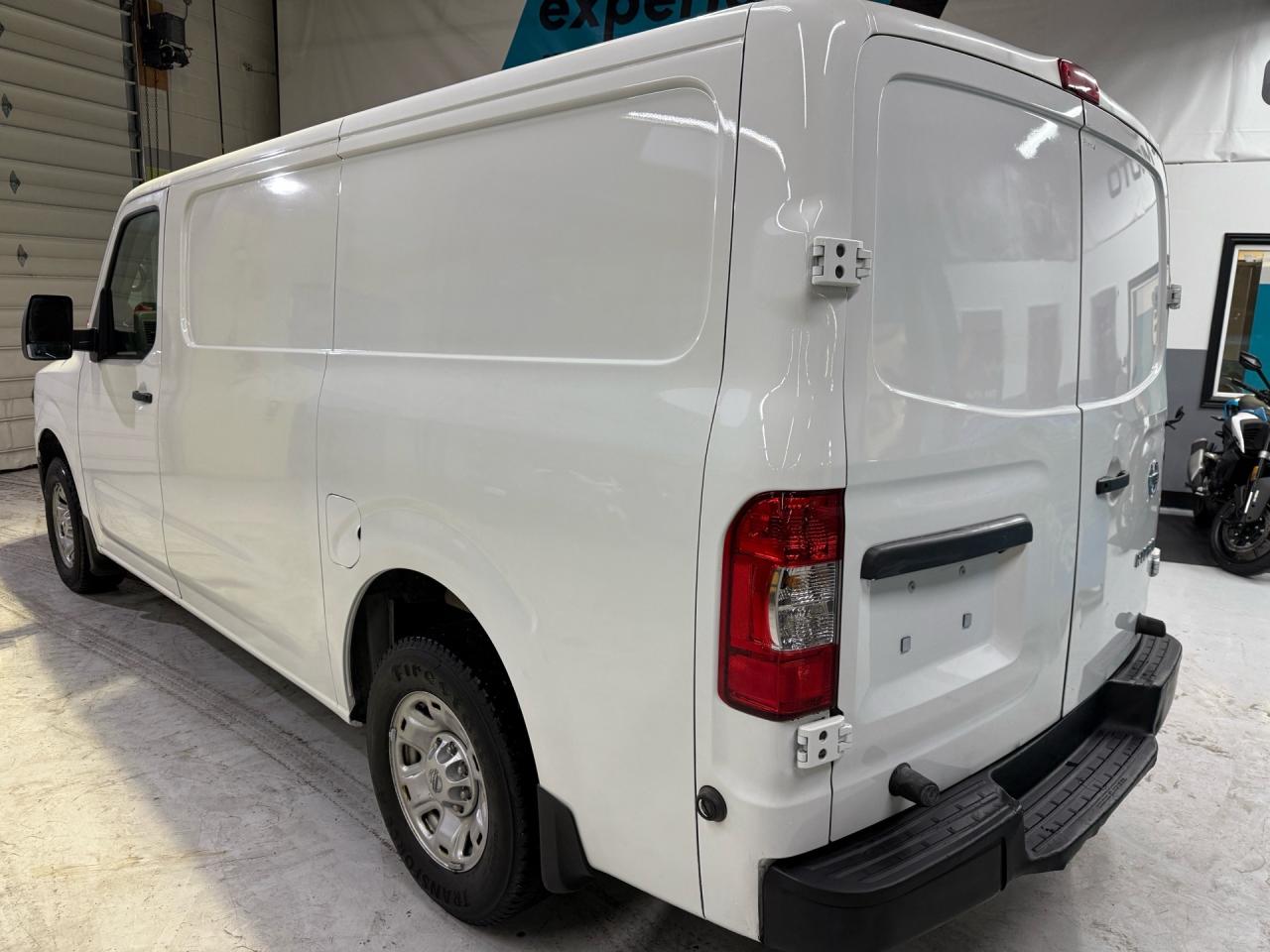 2019 Nissan NV Cargo NV2500 V6   CAMERA   CRUISE CONTROL Photo4
