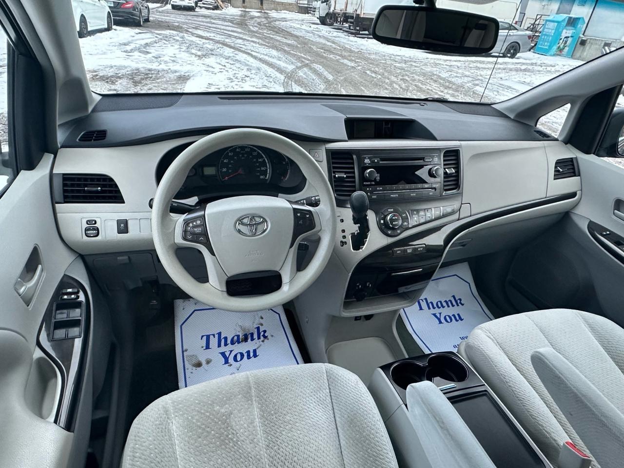 2014 Toyota Sienna LE ~ 8-Pass ~ PWR DOORS ~ NO ACCIDENTS Photo