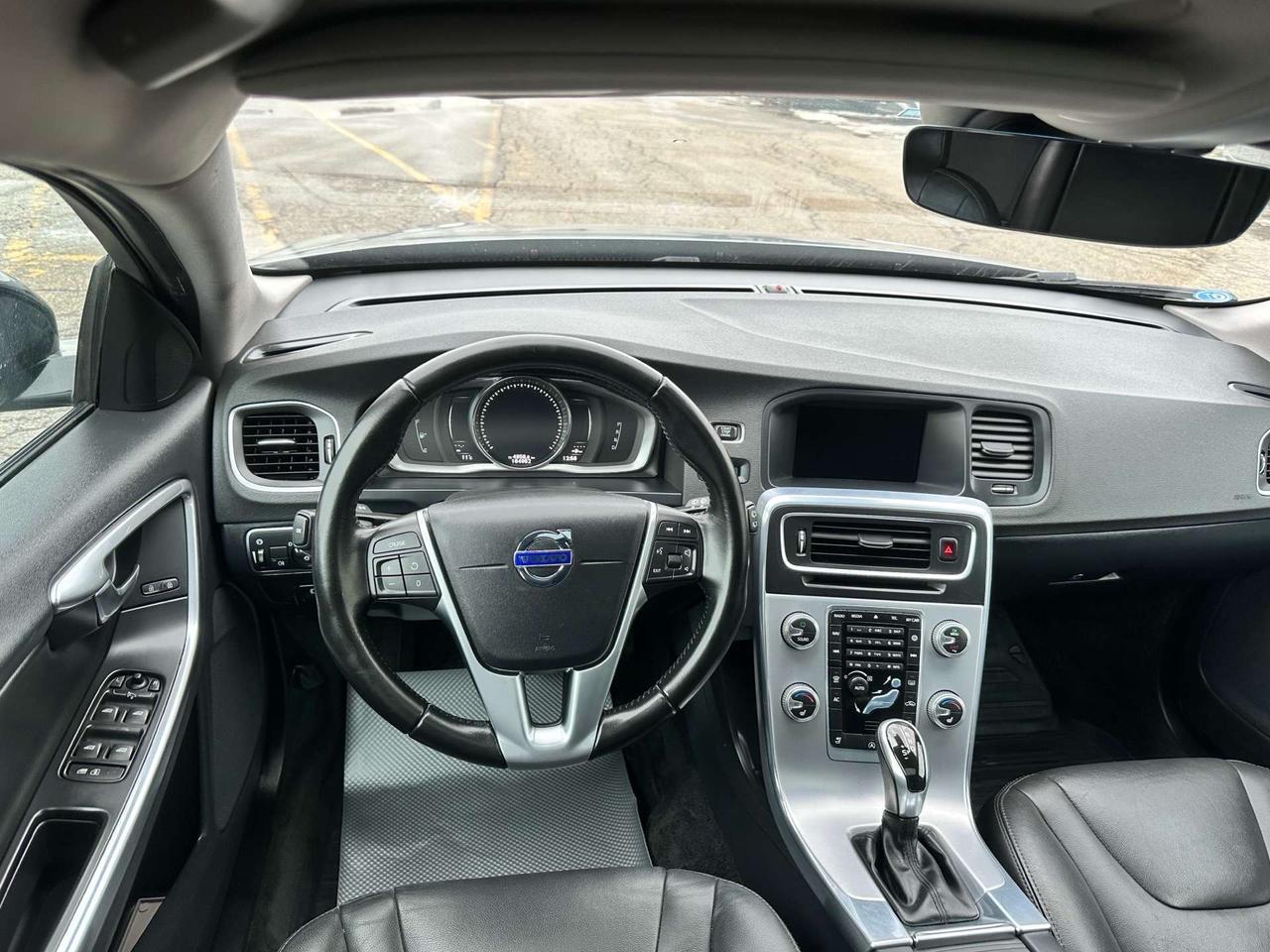 2017 Volvo V60 Cross Country T5 AWD ~ NO ACCIDENTS ~ CERTIFIED Photo