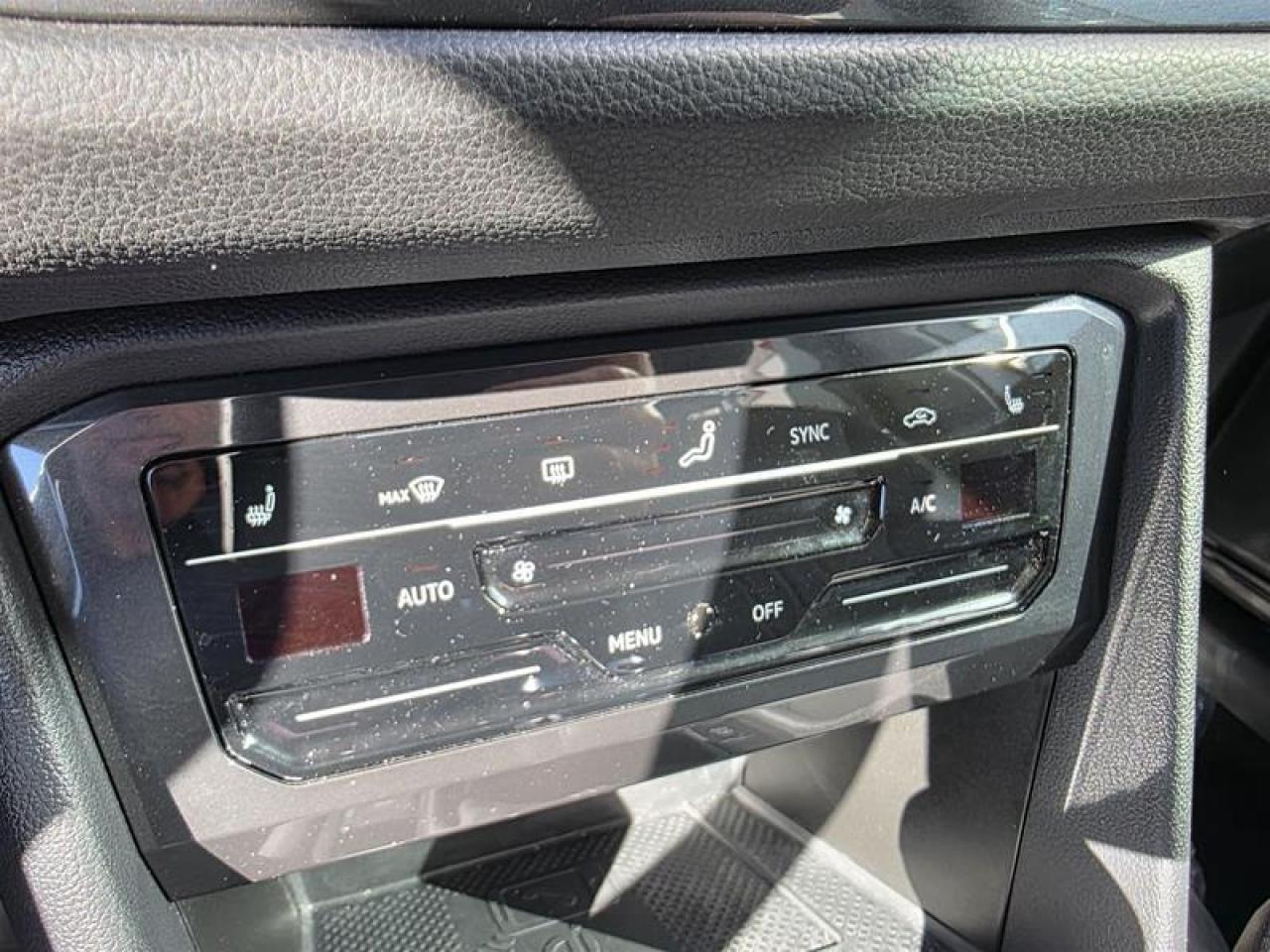 2022 Volkswagen Tiguan Comfortline 2.0T 8sp at w/Tip 4M Photo