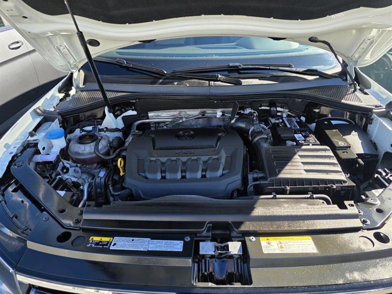 2022 Volkswagen Tiguan Comfortline 2.0T 8sp at w/Tip 4M Photo