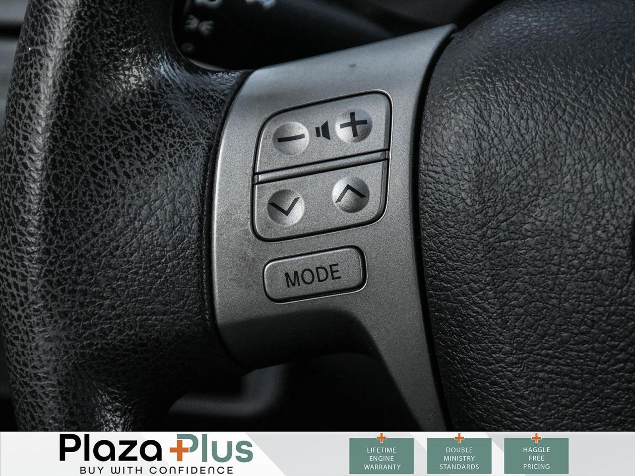 2013 Toyota Corolla 1 OWNER   CLEAN CARFAX   CERETIFIED / Photo