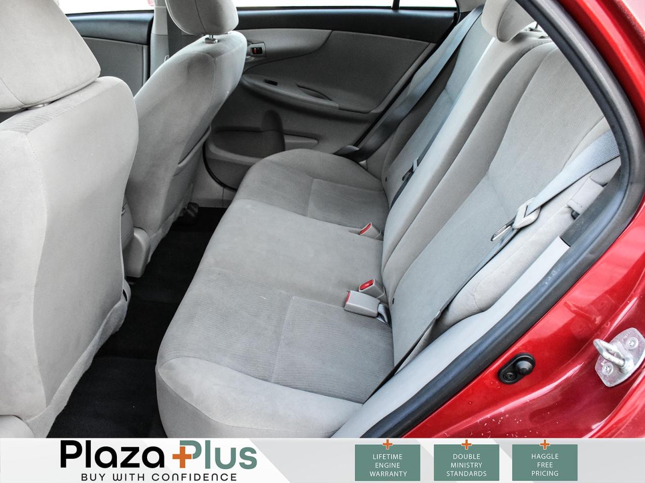 2013 Toyota Corolla 1 OWNER   CLEAN CARFAX   CERETIFIED / Photo