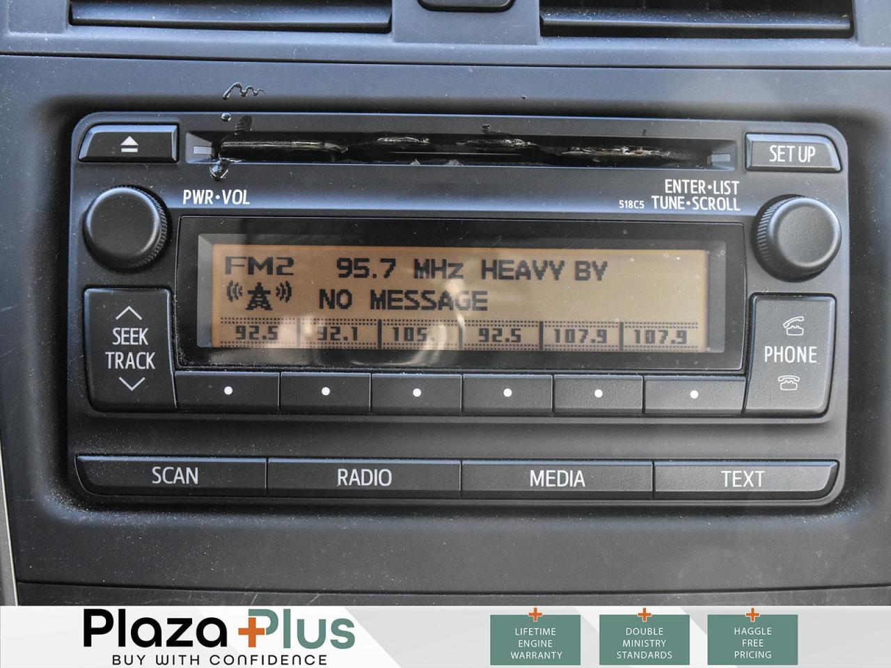 2013 Toyota Corolla 1 OWNER   CLEAN CARFAX   CERETIFIED / Photo