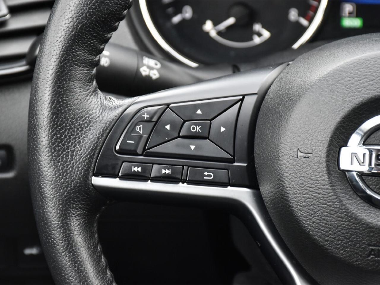 2020 Nissan Rogue AWD S   CarPlay   Android Auto   BSM   Rear Camera Photo