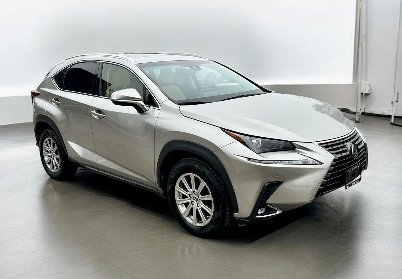 2019 Lexus NX NX 300 ~ NO ACCIDENTS ~ LOW KM ~ CERTIFIED Photo5