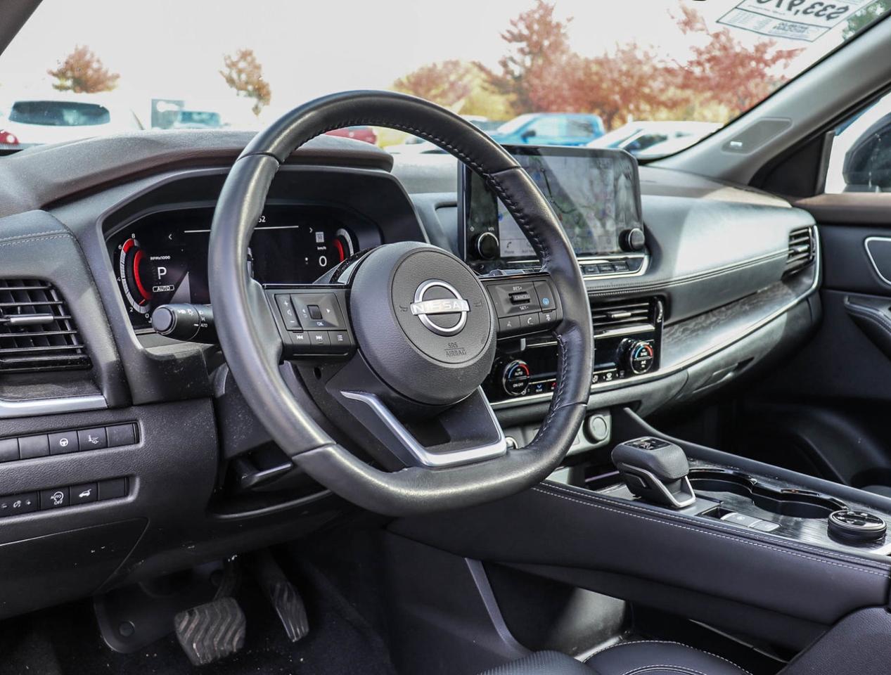 2023 Nissan Rogue Platinum Photo