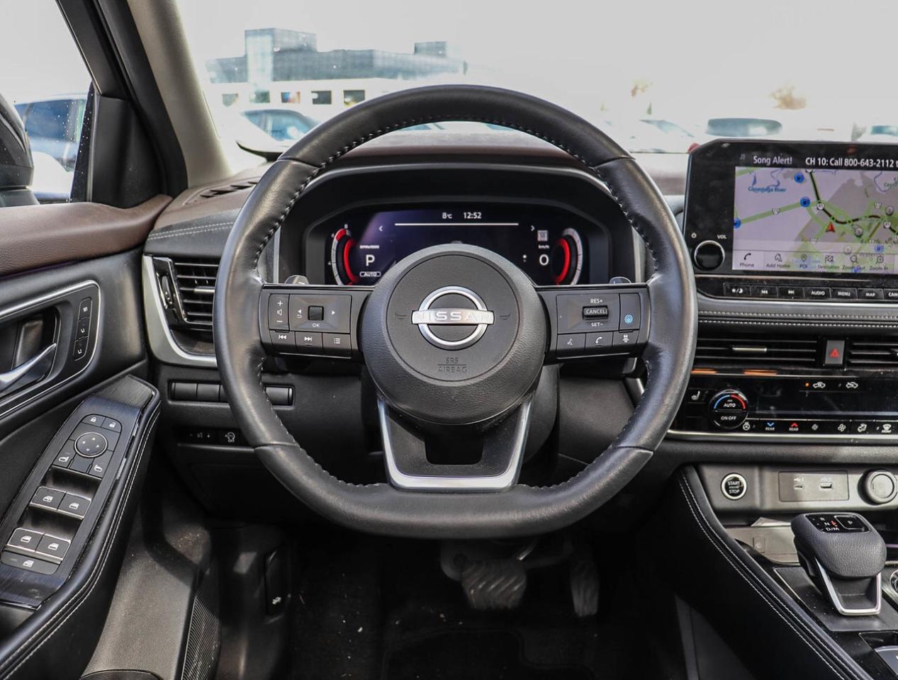 2023 Nissan Rogue Platinum Photo