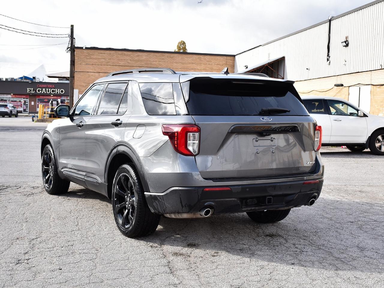 2023 Ford Explorer ST-Line I 4WD I FORD WARRANTY I 2.3L I 4CYL Photo