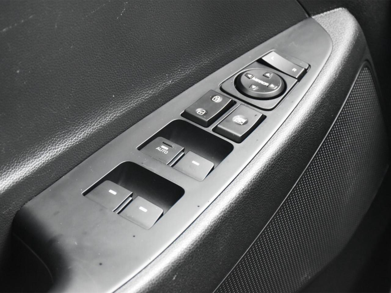 2017 Hyundai Tucson 2.0L Premium AWD   Heated Seats & Steering   Bluet Photo