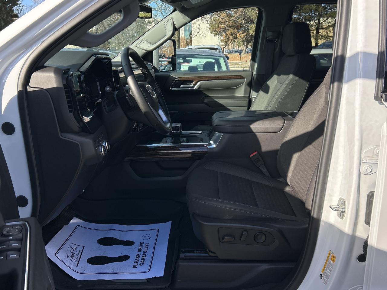 2025 GMC Sierra 1500 ELEVATION,X31 OFF ROADPKG, BLACK PKG, BUCKETS,4X4 Photo