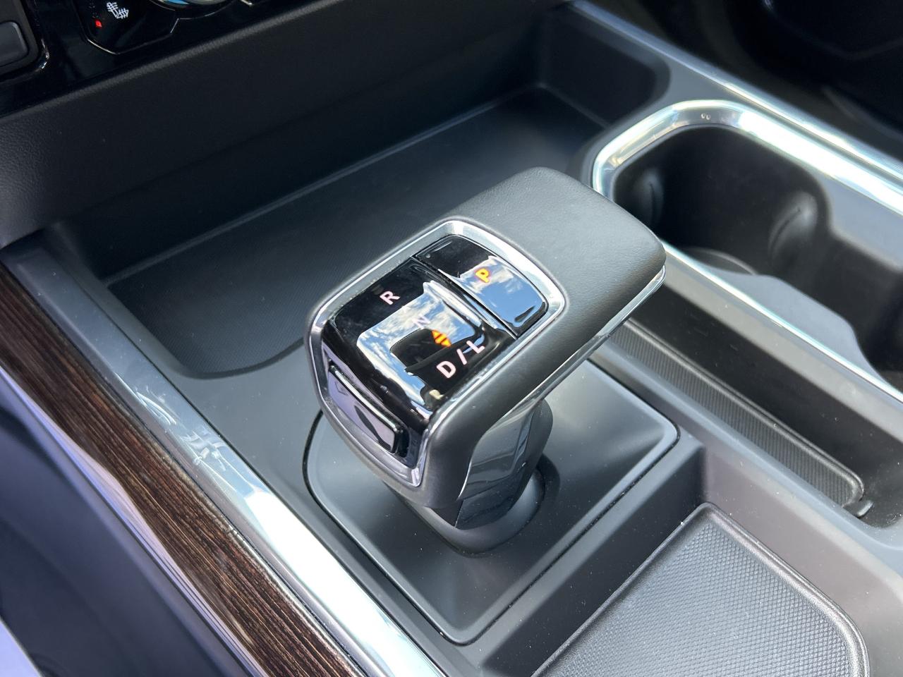 2025 GMC Sierra 1500 ELEVATION,X31 OFF ROADPKG, BLACK PKG, BUCKETS,4X4 Photo