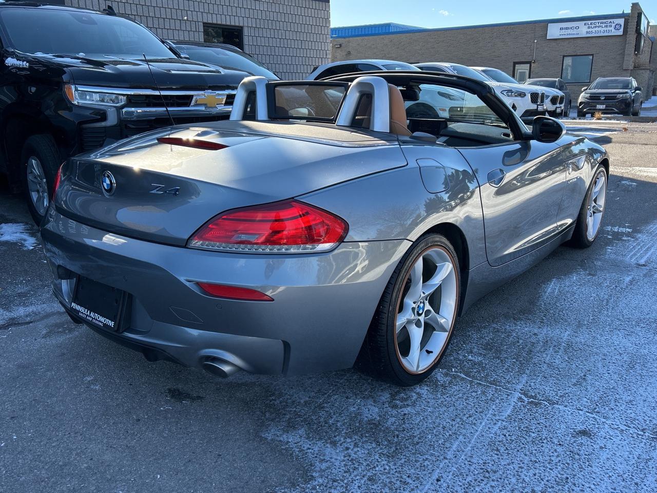2011 BMW Z4 HARDTOP CONVERTIBLE SDRIVE35IS RARE Photo4