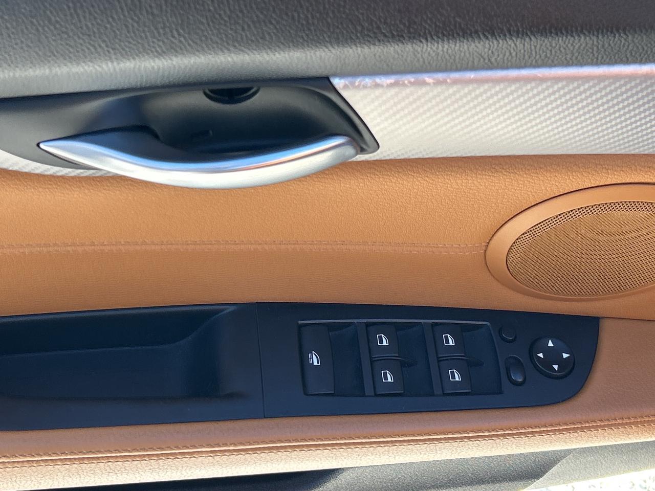 2011 BMW Z4 HARDTOP CONVERTIBLE SDRIVE35IS RARE Photo