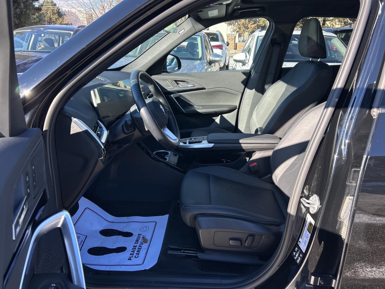 2025 BMW X1 PANOROOF, CARPLAY,ANDROID AUTO, REMOTE START, NAV Photo