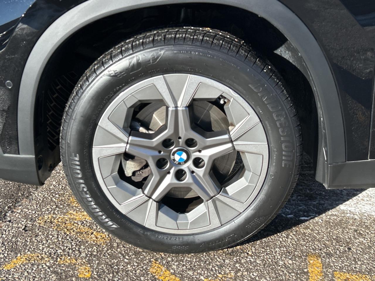 2025 BMW X1 PANOROOF, CARPLAY,ANDROID AUTO, REMOTE START, NAV Photo