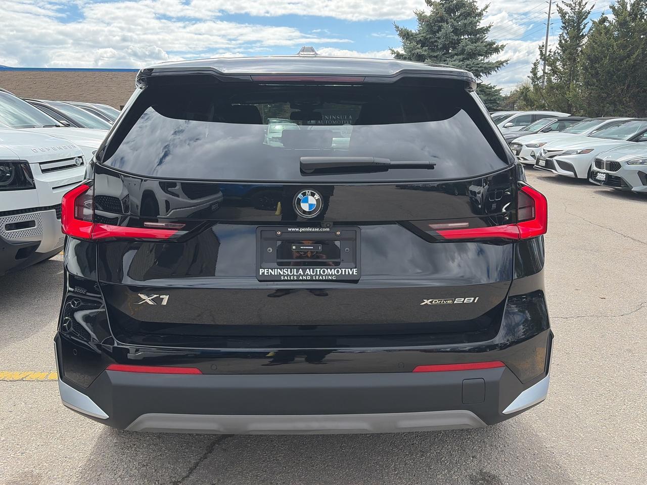 2025 BMW X1 PANOROOF, CARPLAY,ANDROID AUTO, REMOTE START, NAV Photo