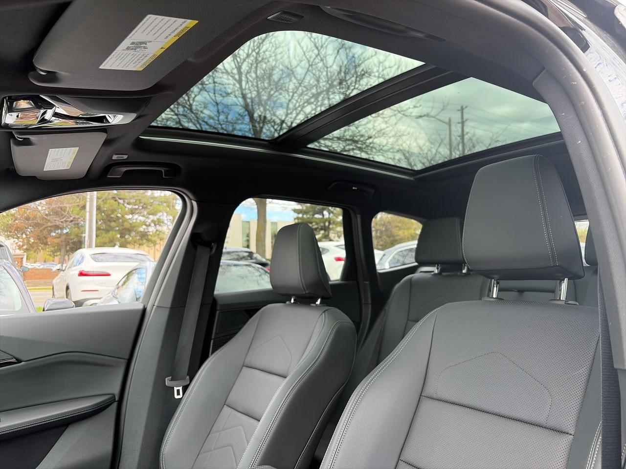 2025 BMW X1 PANOROOF, CARPLAY,ANDROID AUTO, REMOTE START, NAV Photo