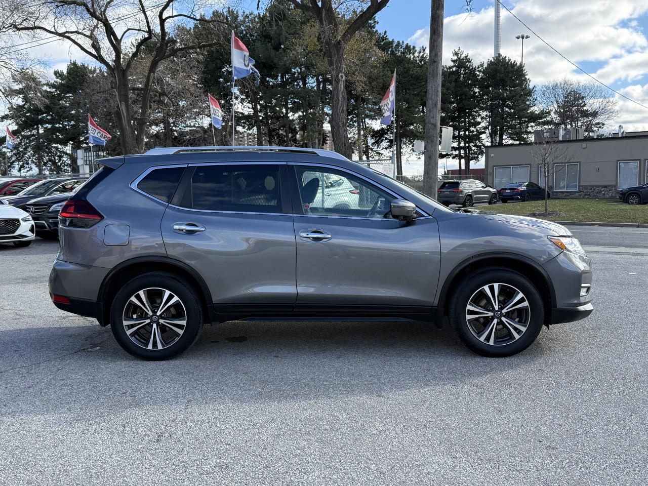2020 Nissan Rogue SV I AWD I 360 CAM I PANORAMIC ROOF I Photo