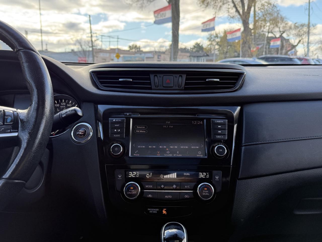 2020 Nissan Rogue SV I AWD I 360 CAM I PANORAMIC ROOF I Photo