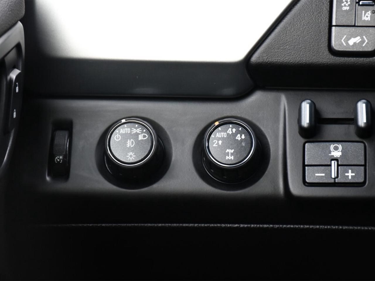 2015 Chevrolet Tahoe LTZ   Leather   Sunroof   Remote Start   Bluetooth Photo